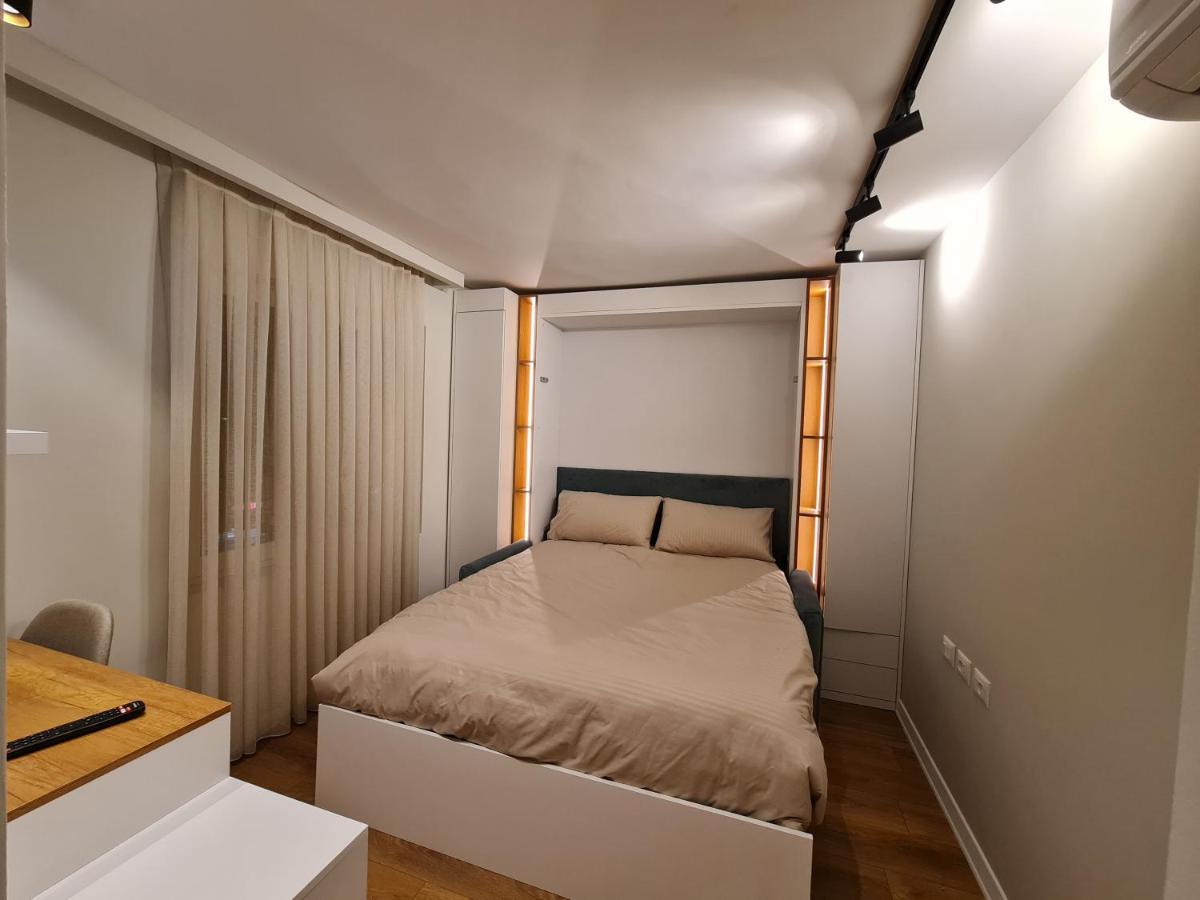 Adore - Modern Studio Tiranë Eksteriør bilde